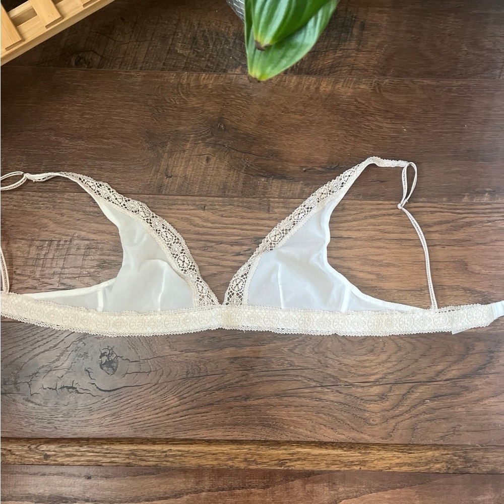 NWOT! Super Cute! Victoria’s Secret - Bralette!
